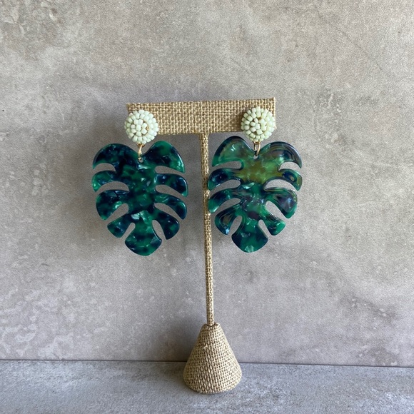 Monstera Palm Tropical Leaf Statement Earrings - Picture 3 of 6